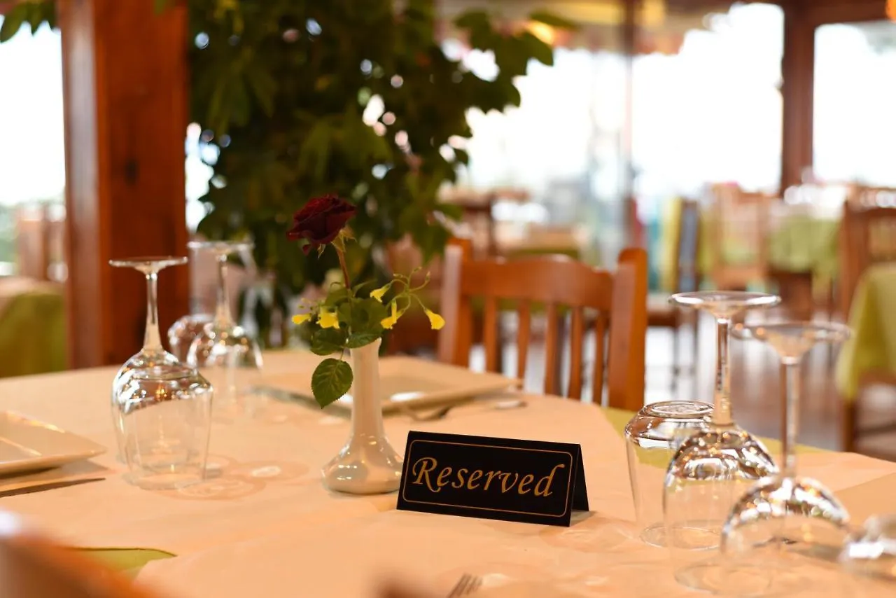 Hotel Ramosaco, Radhime, Vlore