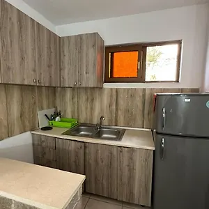 Marios Aparthotel