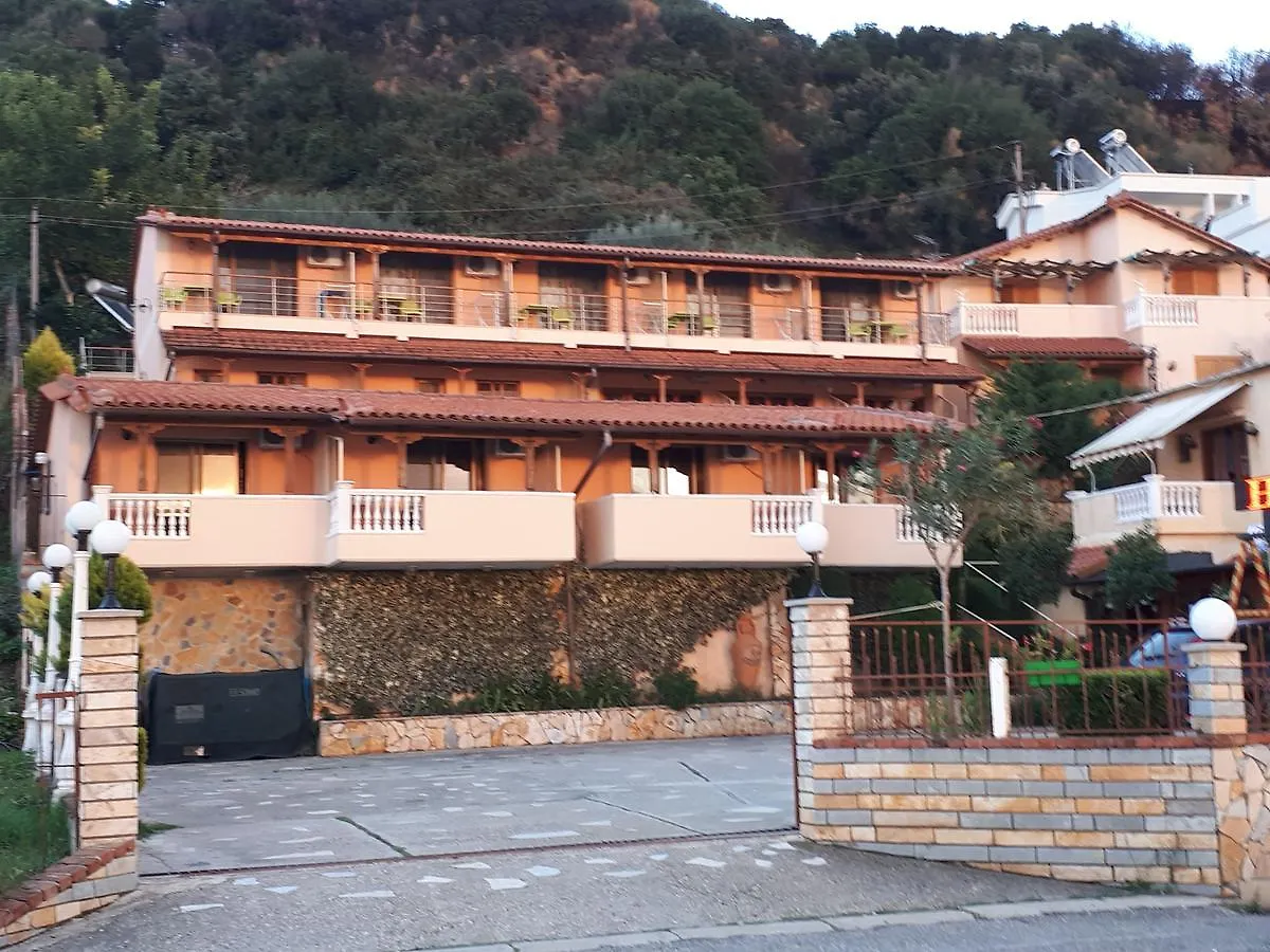 ***  Hotel Ramosaco Radhimë Albania