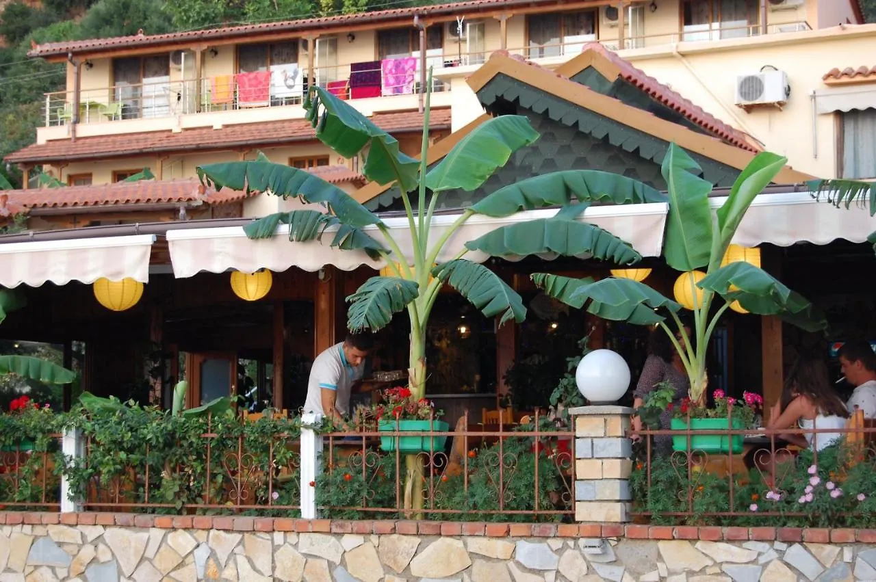 Hotel Ramosaco Radhimë